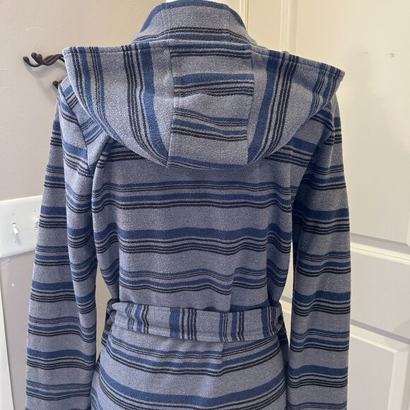 UGG Men’s Hooded Robe Size Small – Blue & Gray Striped Lounge Robe - Picture 4 of 11